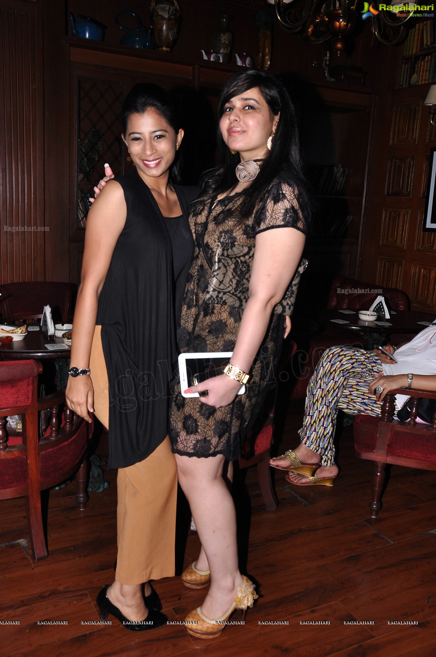 Prerna Bahirwani 2013 Birthday Bash at 10 Downing Street, Hyderabad