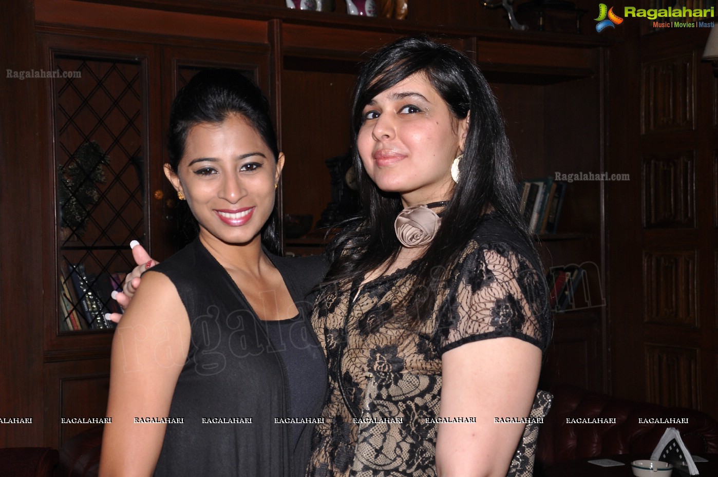 Prerna Bahirwani 2013 Birthday Bash at 10 Downing Street, Hyderabad