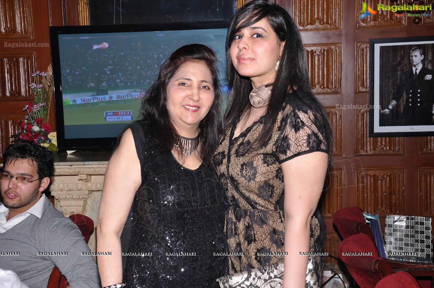 Prerna Bahirwani 2013 Birthday Bash at 10 Downing Street, Hyderabad