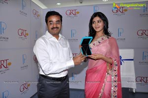 Samantha inaugurates Platinum Jewellery at GRT, Hyderabad