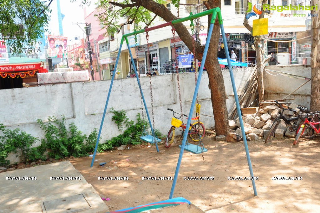 Shilpa Reddy and Nekkanti Sridevi launches Multimedia Classroom at Rajiv Vidya Mission, Hyderabad