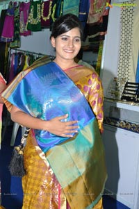 Tanusha launches Trendz Exhibition, Hyderabad