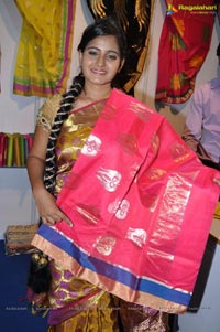 Tanusha launches Trendz Exhibition, Hyderabad