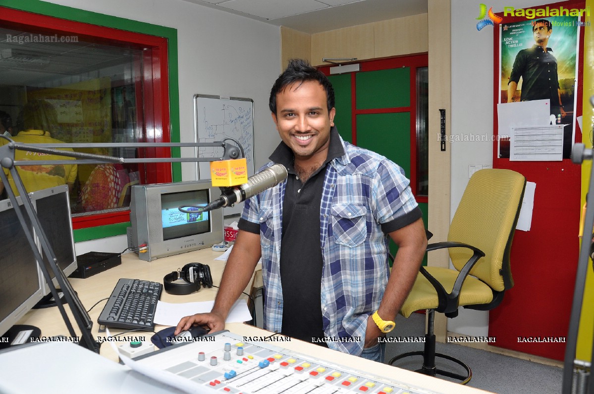 Tashu Kaushik at Mirchi Studios, Hyderabad