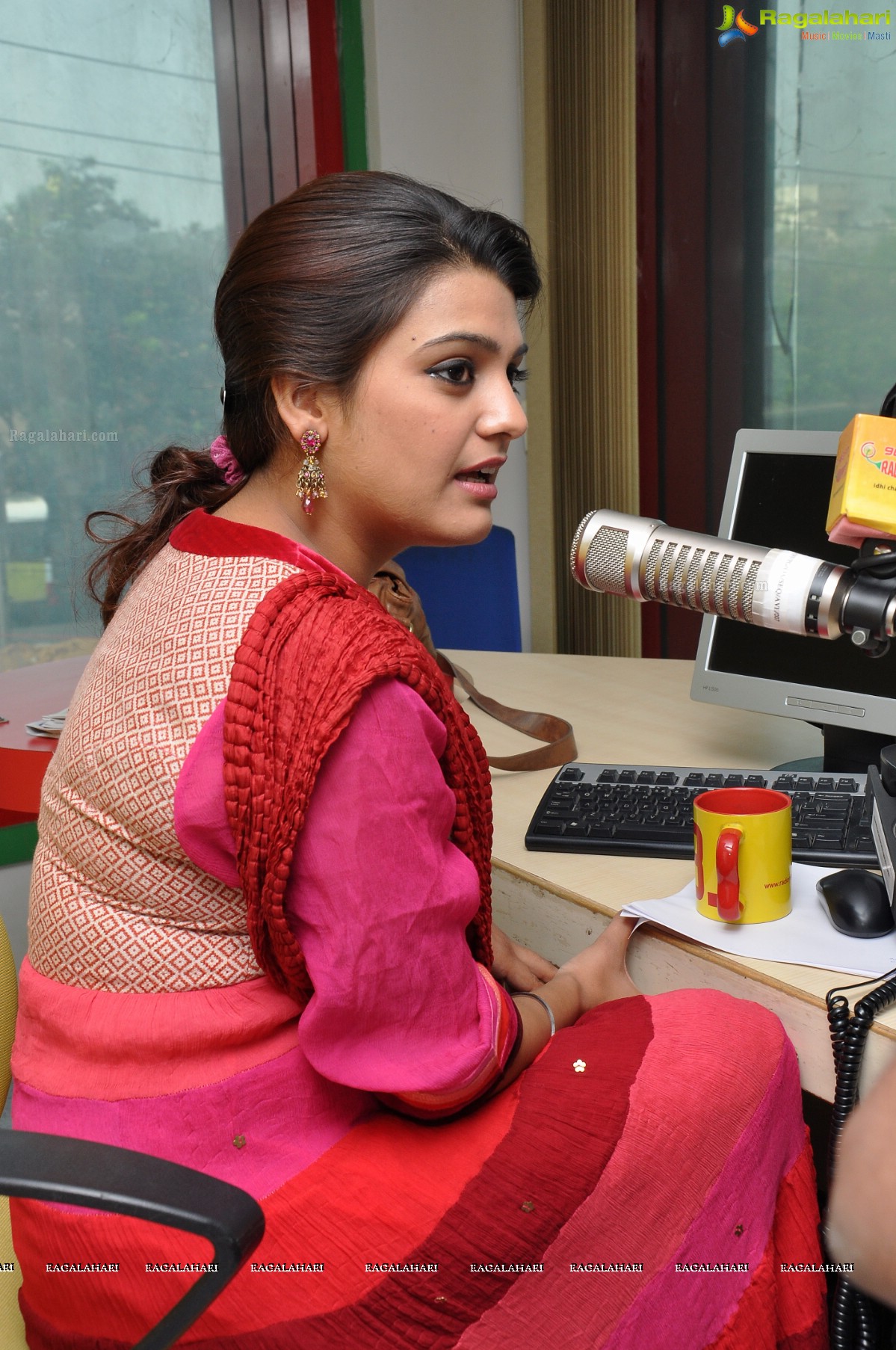 Tashu Kaushik at Mirchi Studios, Hyderabad