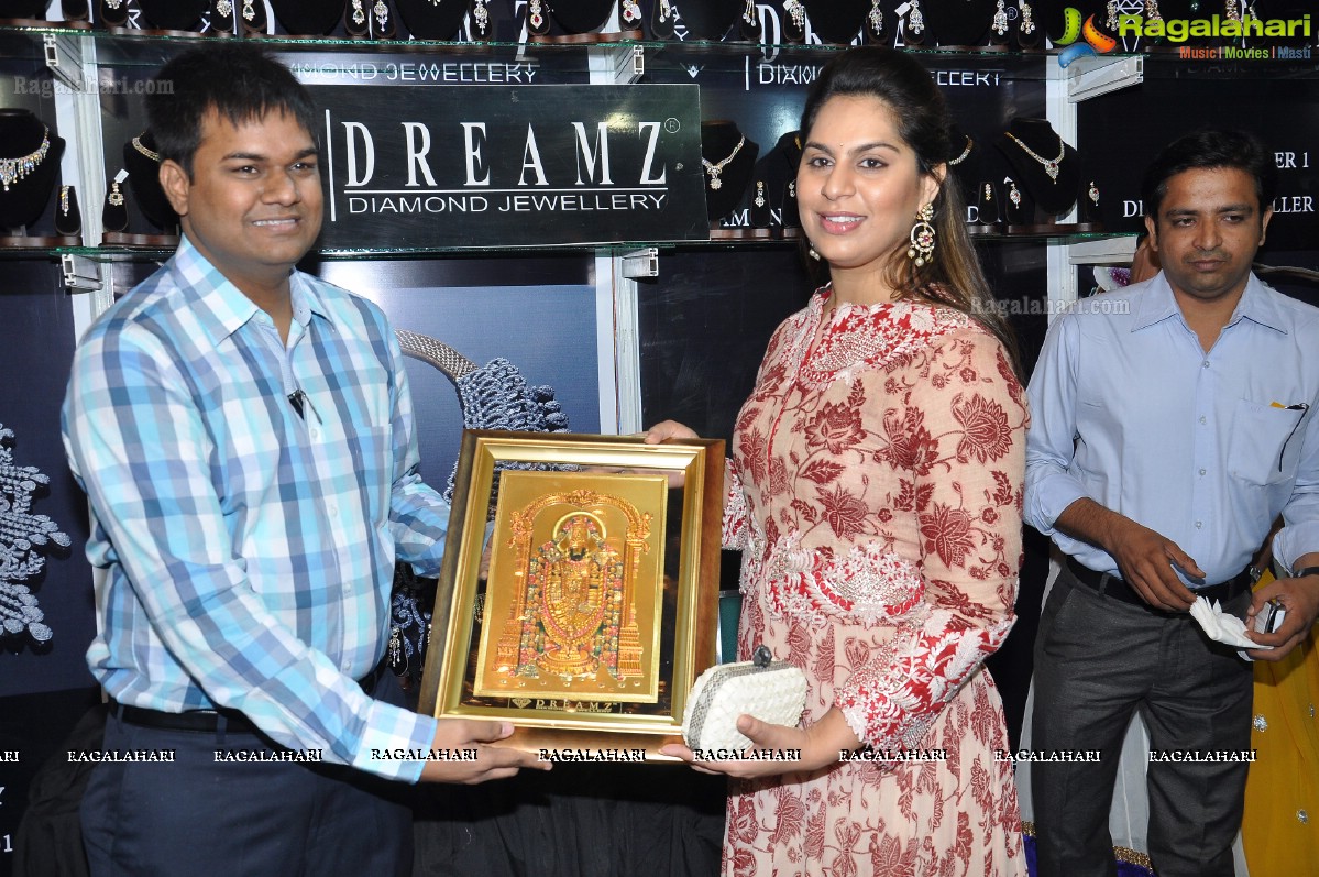 Upasana Kamineni inaugurates Jewellery Expo