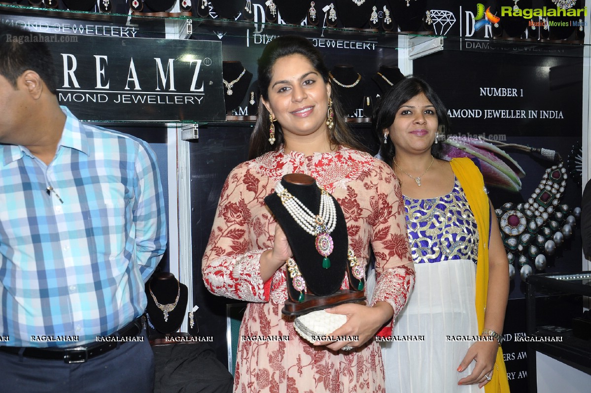 Upasana Kamineni inaugurates Jewellery Expo