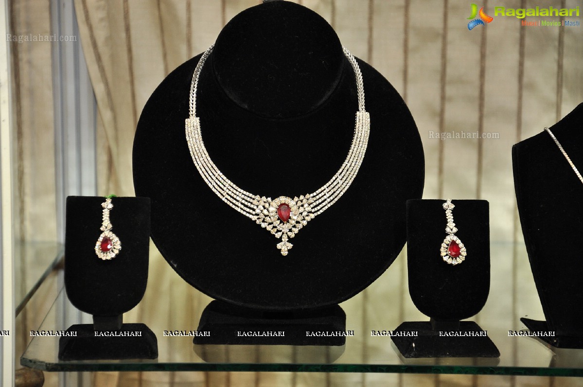 Upasana Kamineni inaugurates Jewellery Expo