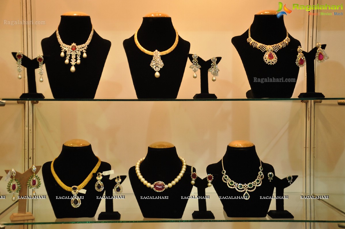 Upasana Kamineni inaugurates Jewellery Expo
