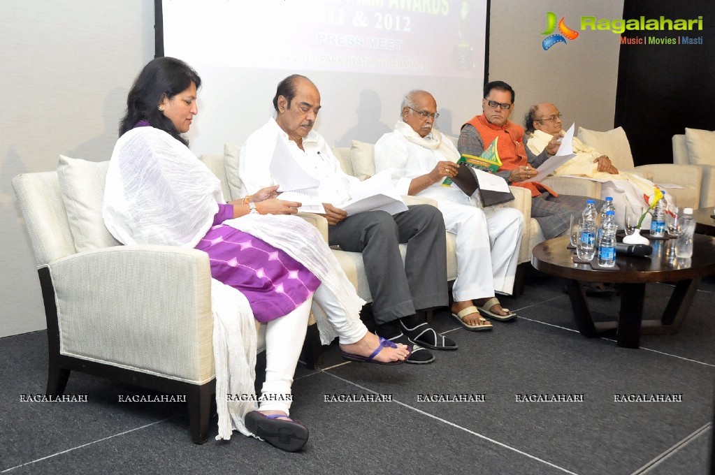 TSR Awards 2011-2012 Press Meet