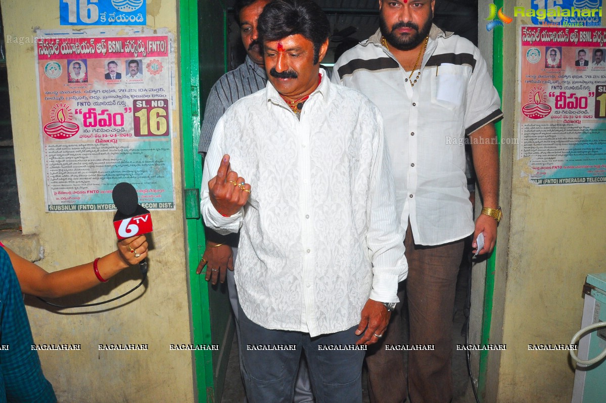 Balakrishna-Nagarjuna casts their votes at Filmnagar Club, Hyderabad	