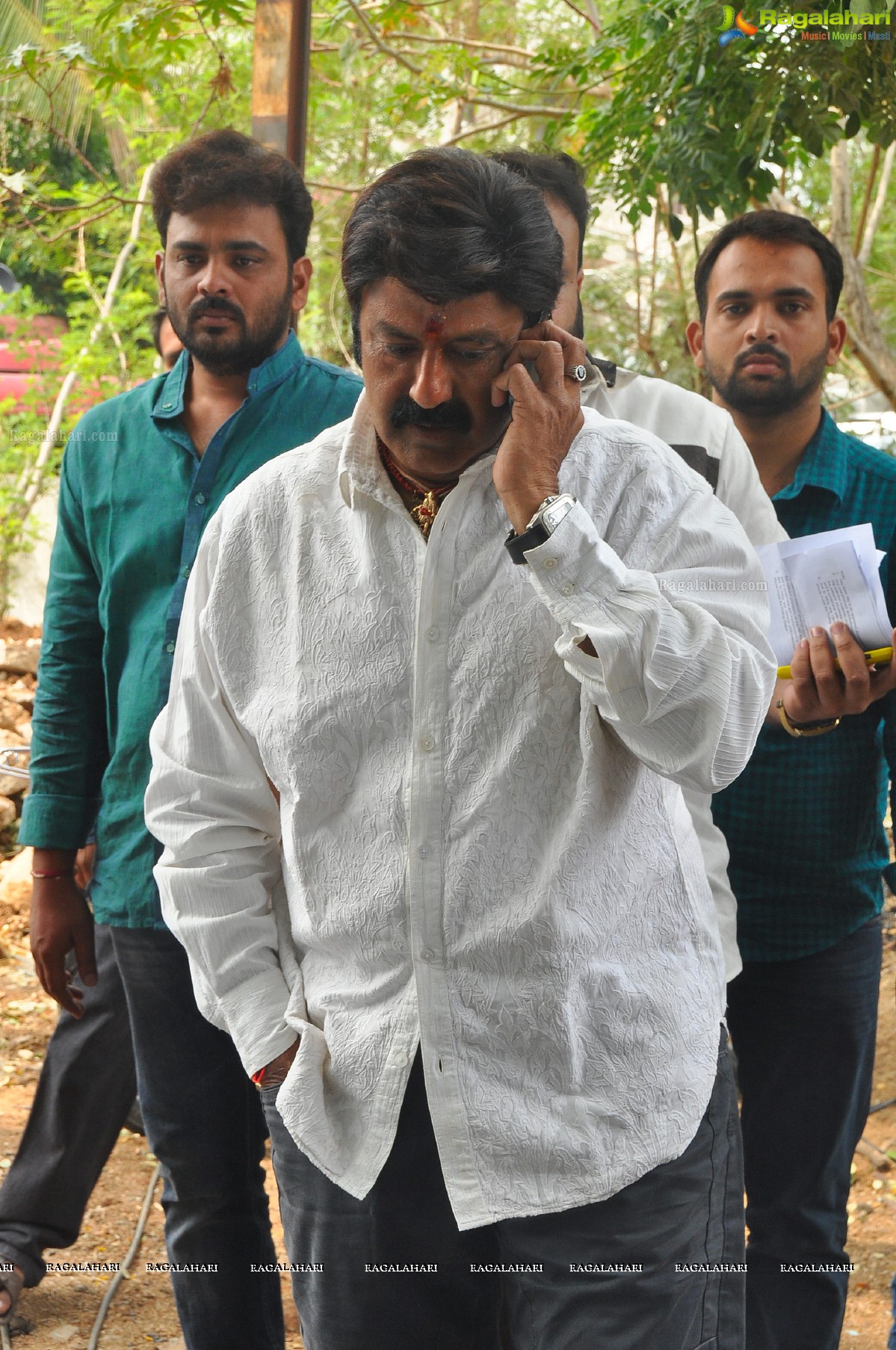 Balakrishna-Nagarjuna casts their votes at Filmnagar Club, Hyderabad	