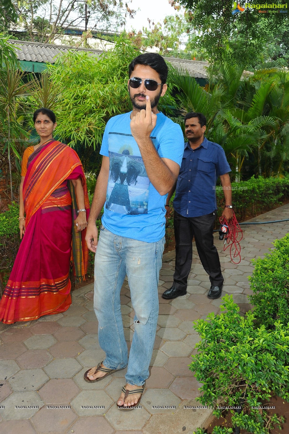 Chiranjeevi casts his vote at Jubilee Hills Club, Hyderabad