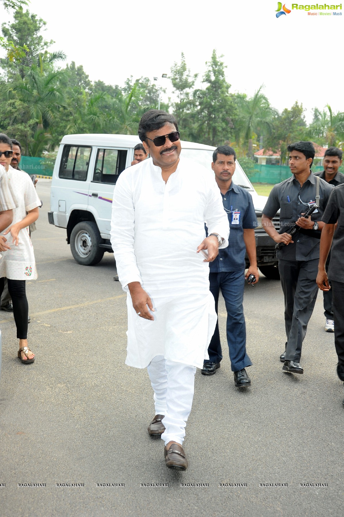 Chiranjeevi casts his vote at Jubilee Hills Club, Hyderabad