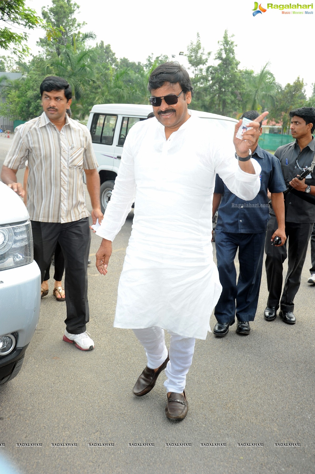 Chiranjeevi casts his vote at Jubilee Hills Club, Hyderabad