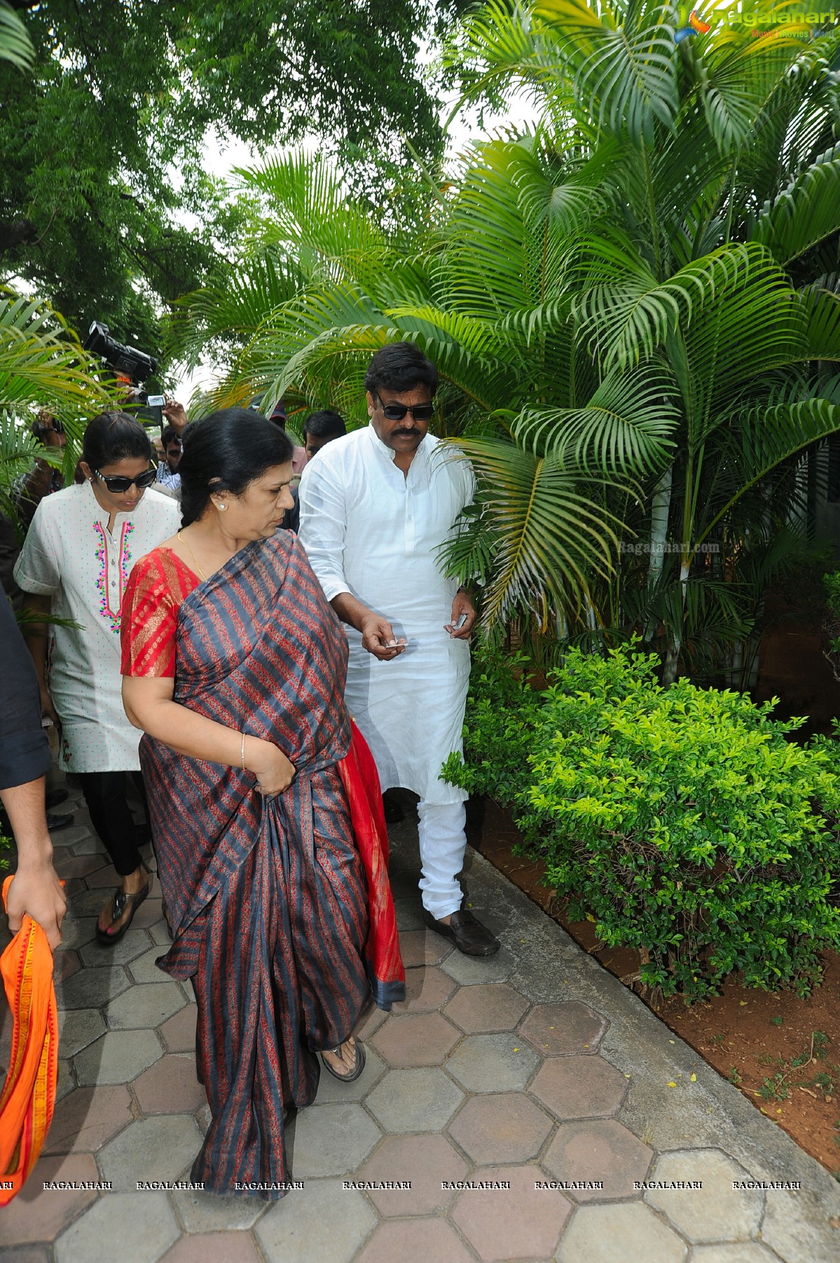 Chiranjeevi casts his vote at Jubilee Hills Club, Hyderabad