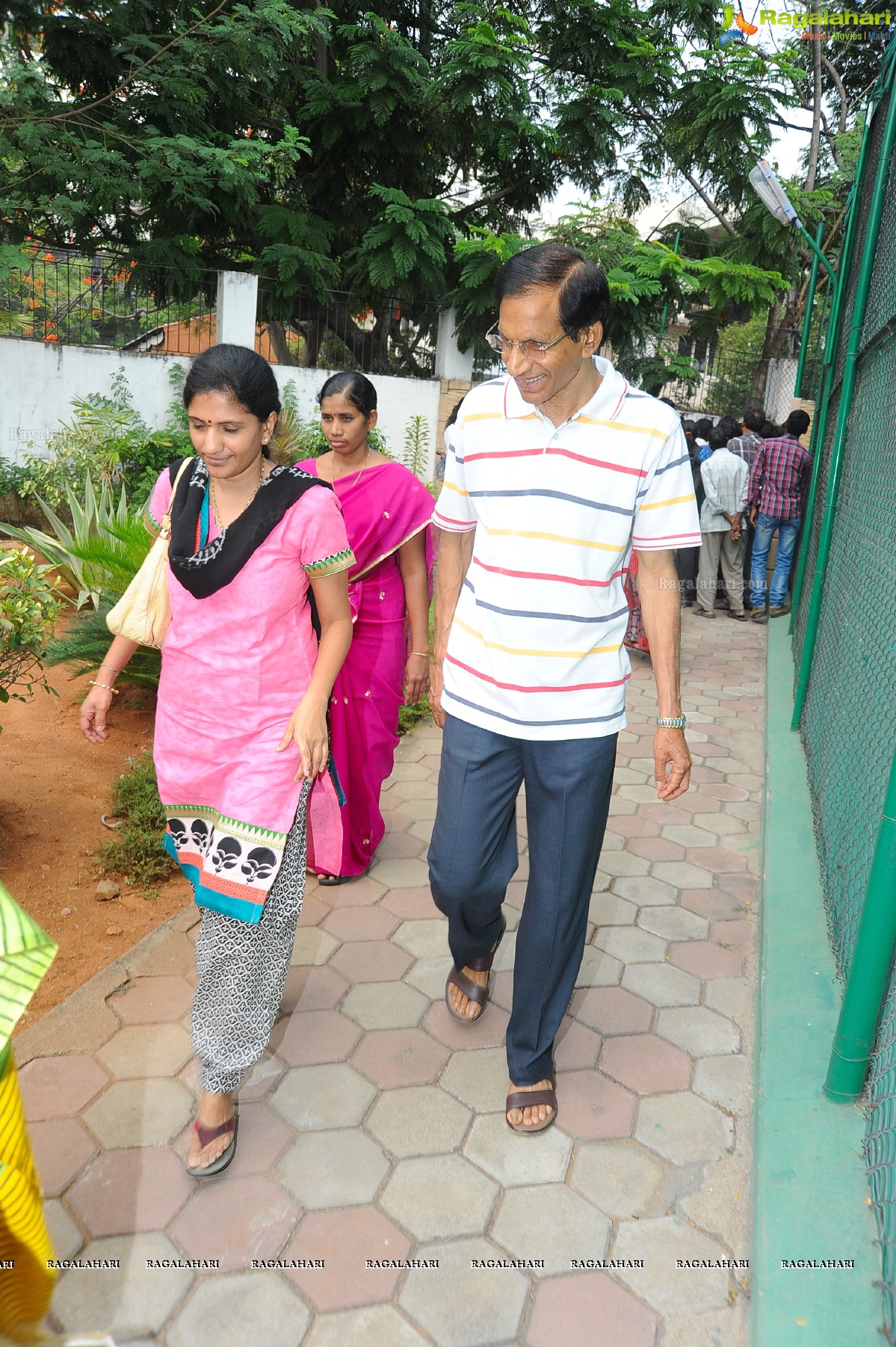 Chiranjeevi casts his vote at Jubilee Hills Club, Hyderabad