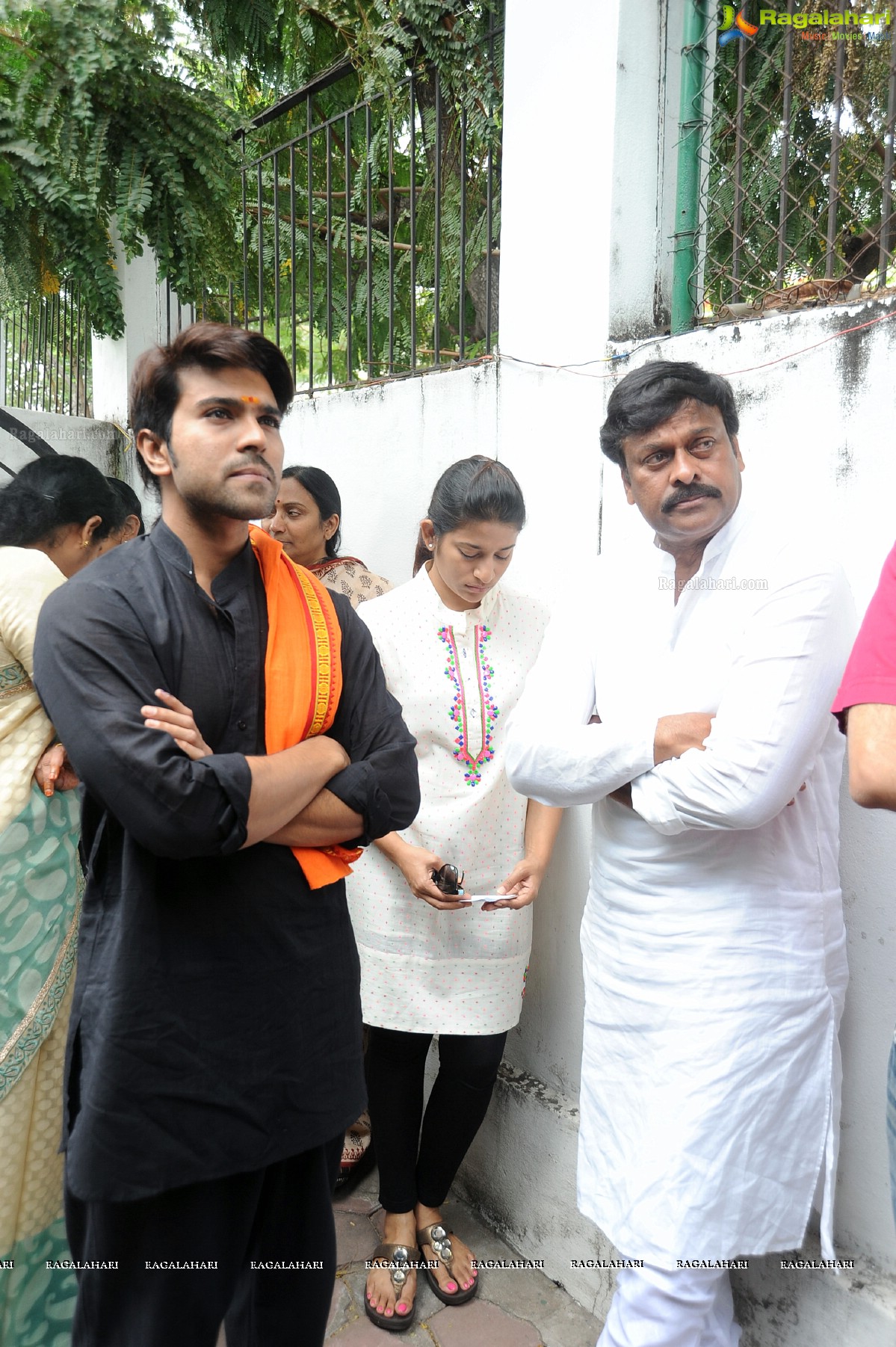 Chiranjeevi casts his vote at Jubilee Hills Club, Hyderabad