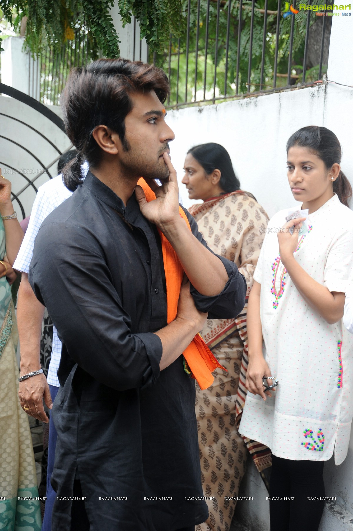 Chiranjeevi casts his vote at Jubilee Hills Club, Hyderabad