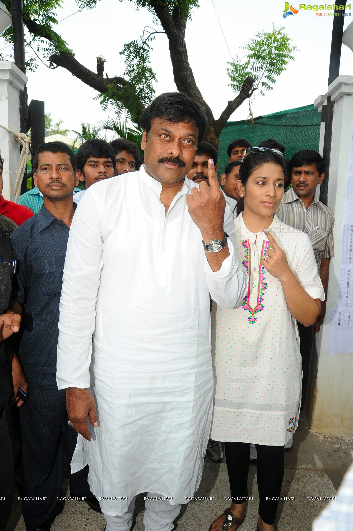 Chiranjeevi casts his vote at Jubilee Hills Club, Hyderabad