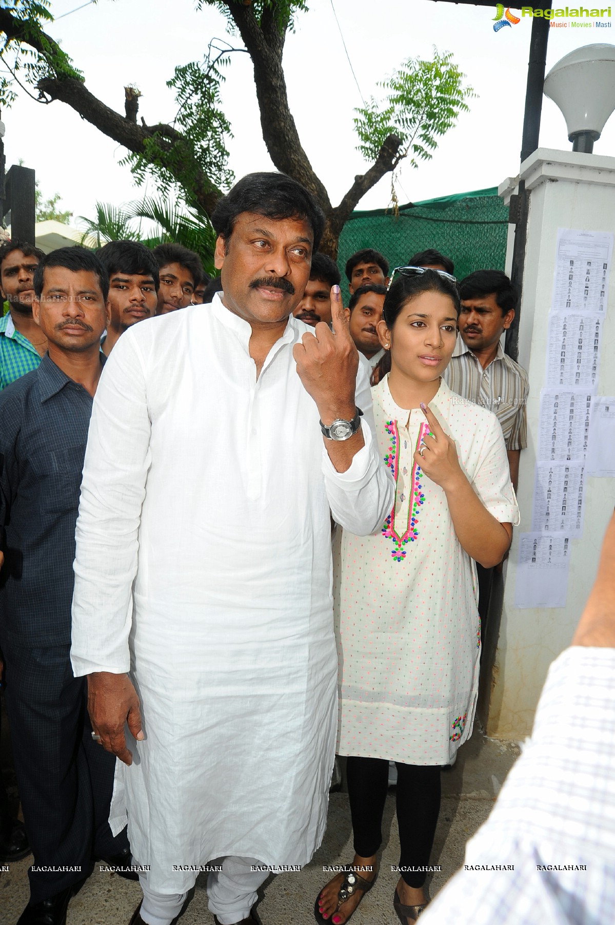 Chiranjeevi casts his vote at Jubilee Hills Club, Hyderabad