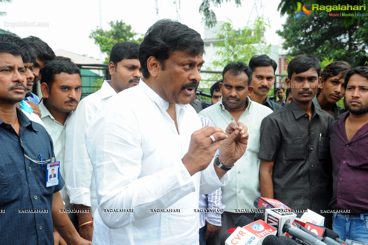 Chiranjeevi casts his vote at Jubilee Hills Club, Hyderabad