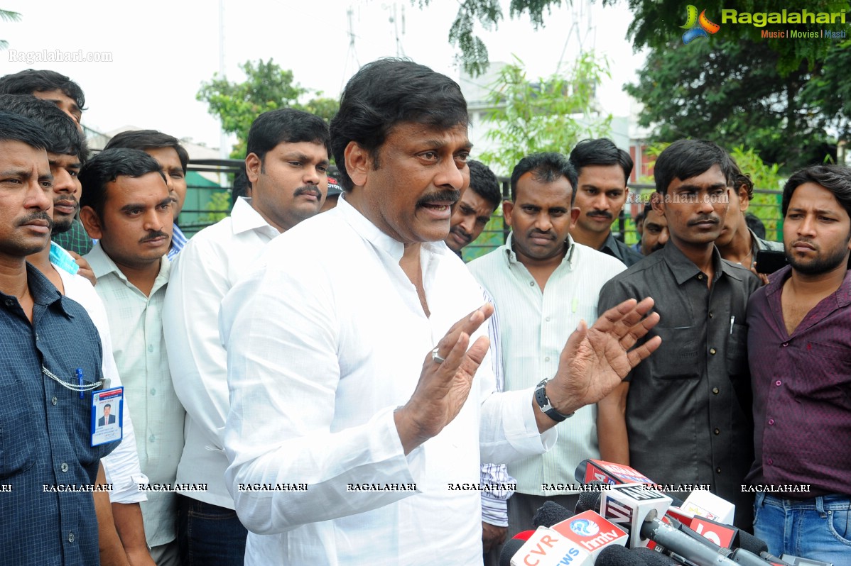 Chiranjeevi casts his vote at Jubilee Hills Club, Hyderabad