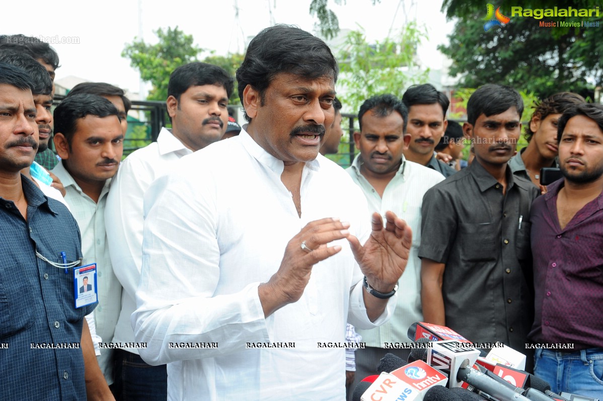 Chiranjeevi casts his vote at Jubilee Hills Club, Hyderabad