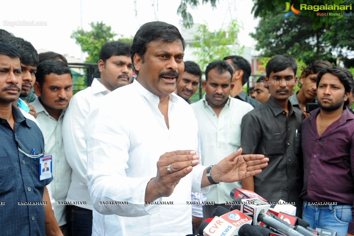 Chiranjeevi casts his vote at Jubilee Hills Club, Hyderabad