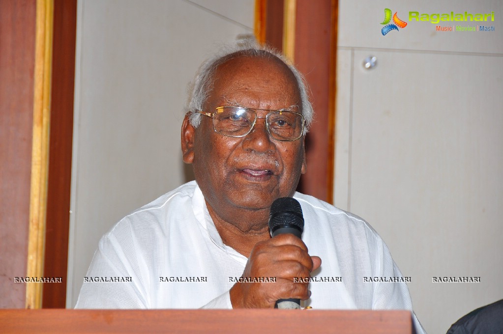 Film Critics Association Felicitates Senior Journalist Nandagopal