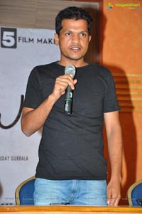 Idi Modalu Press Meet