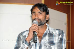 Toli Sandhya Velalo Press Meet