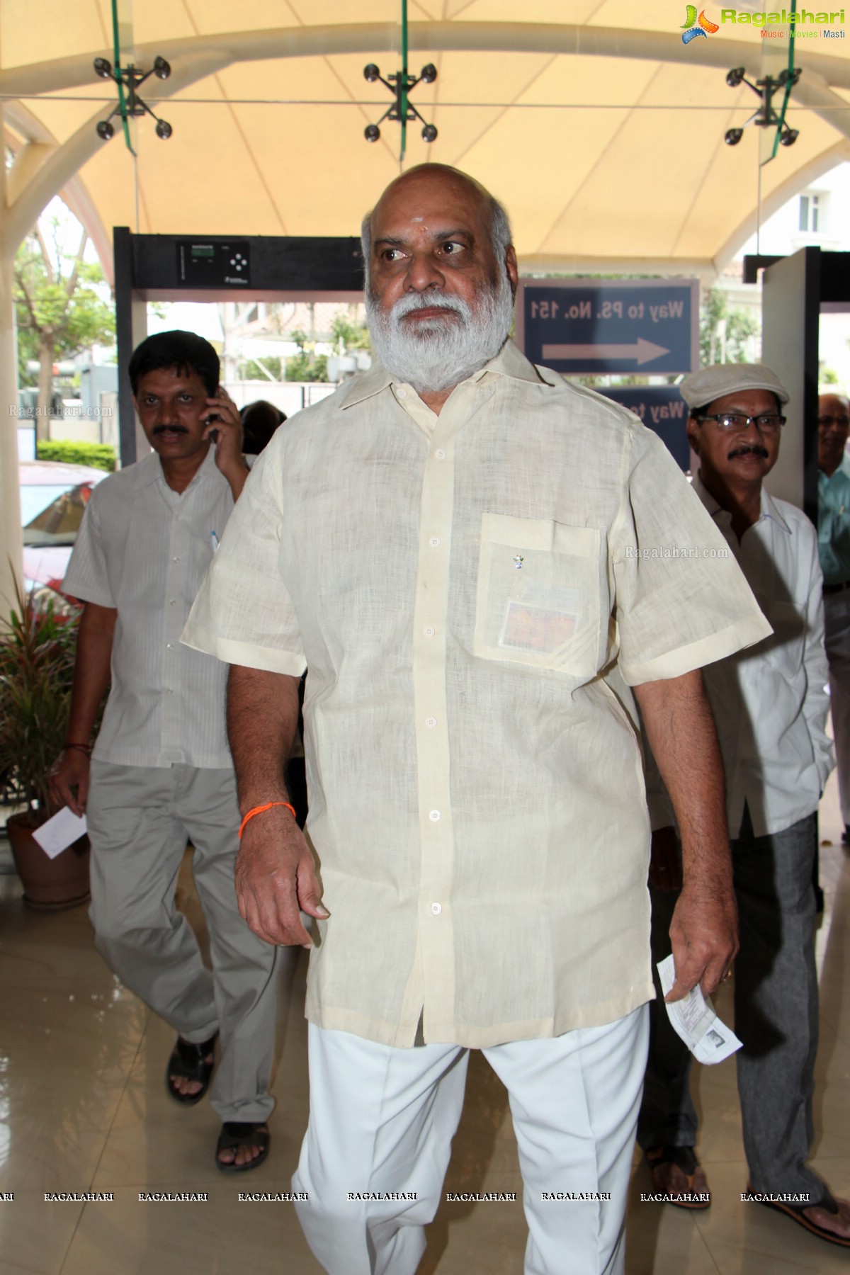 Tollywood Celebs cast their vote at FNCC, Hyderabad