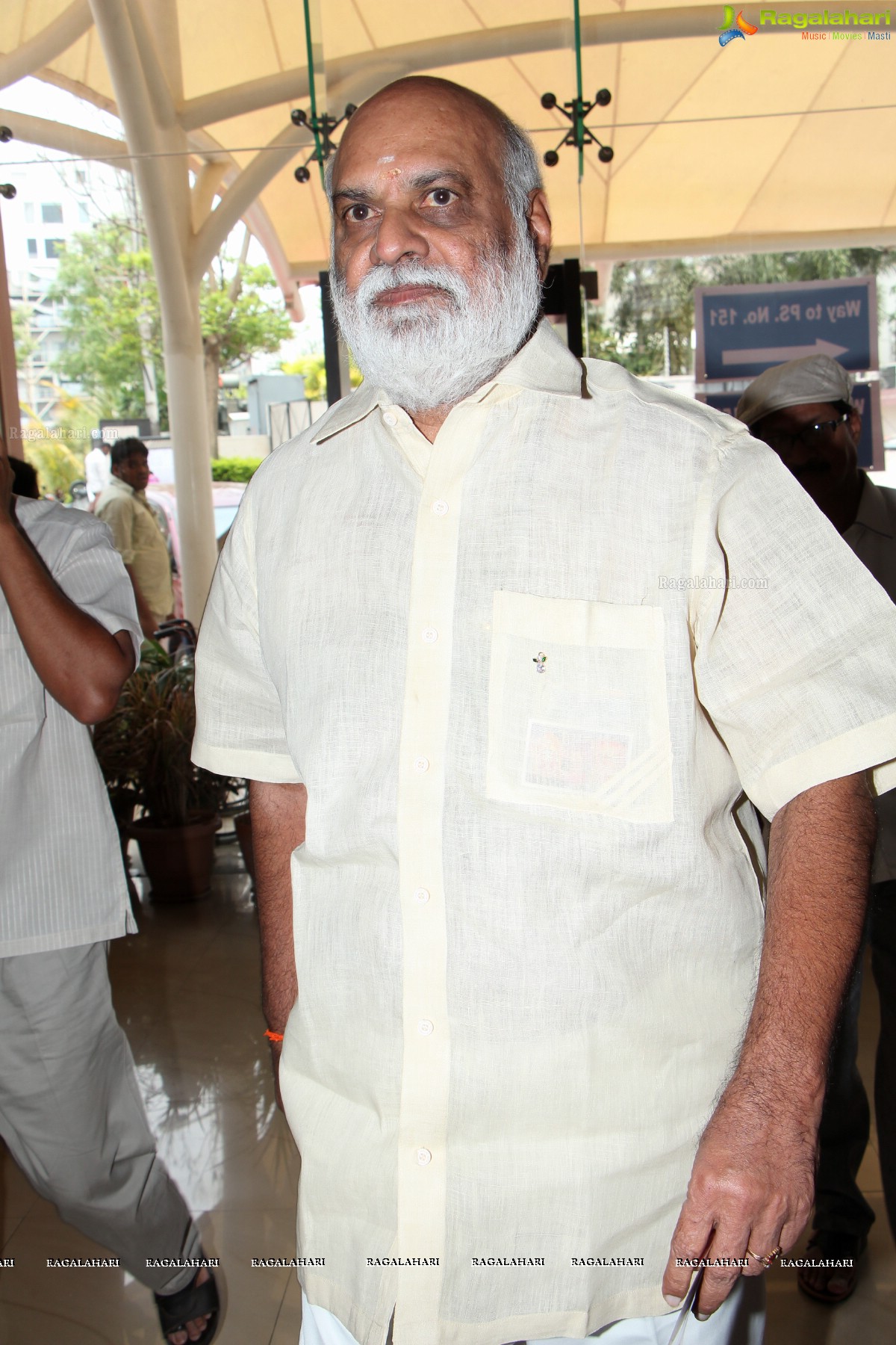 Tollywood Celebs cast their vote at FNCC, Hyderabad