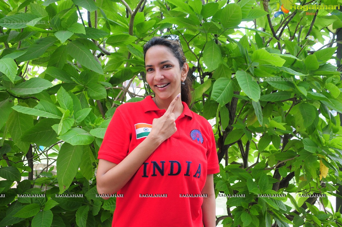 Tollywood Celebs cast their vote at FNCC, Hyderabad