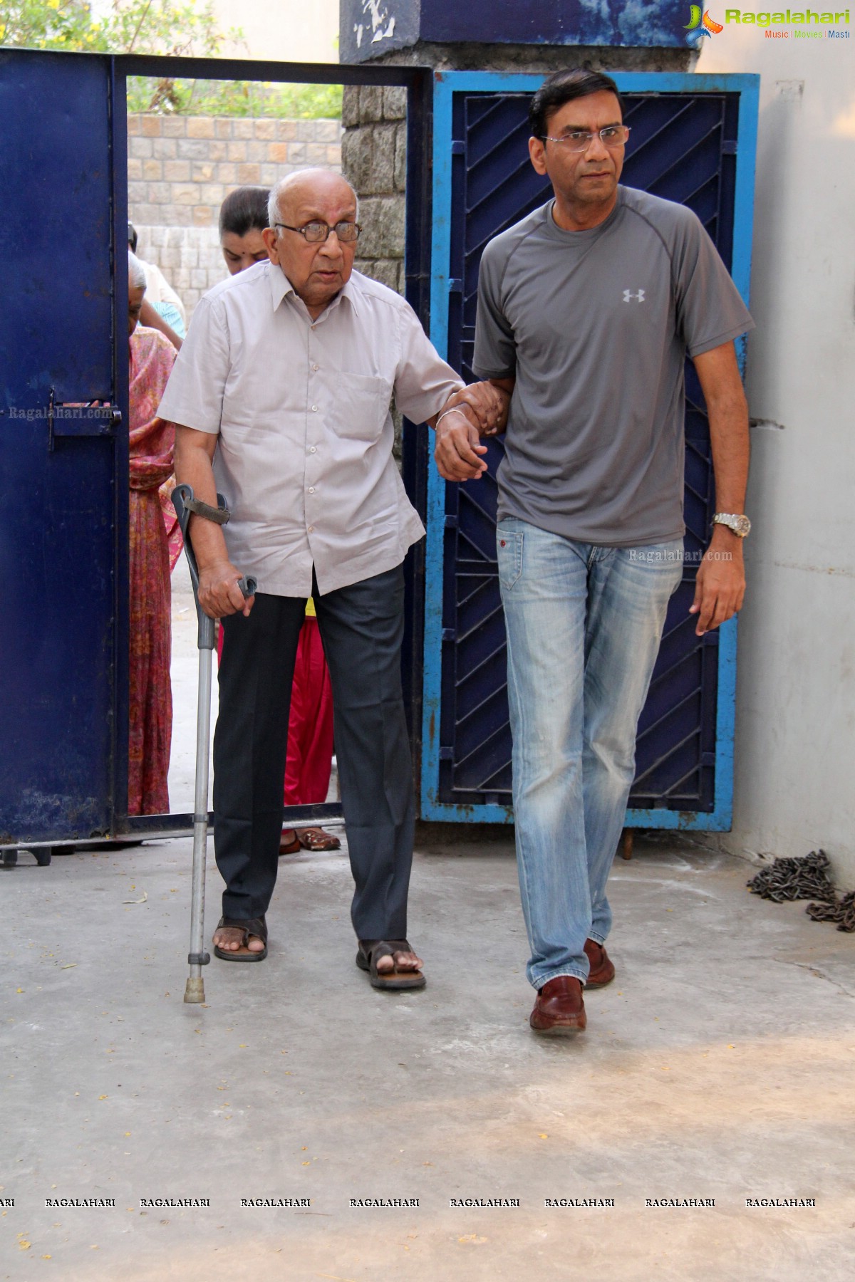 Tollywood Celebs cast their vote at Jubilee Hills Public School, Hyderabad