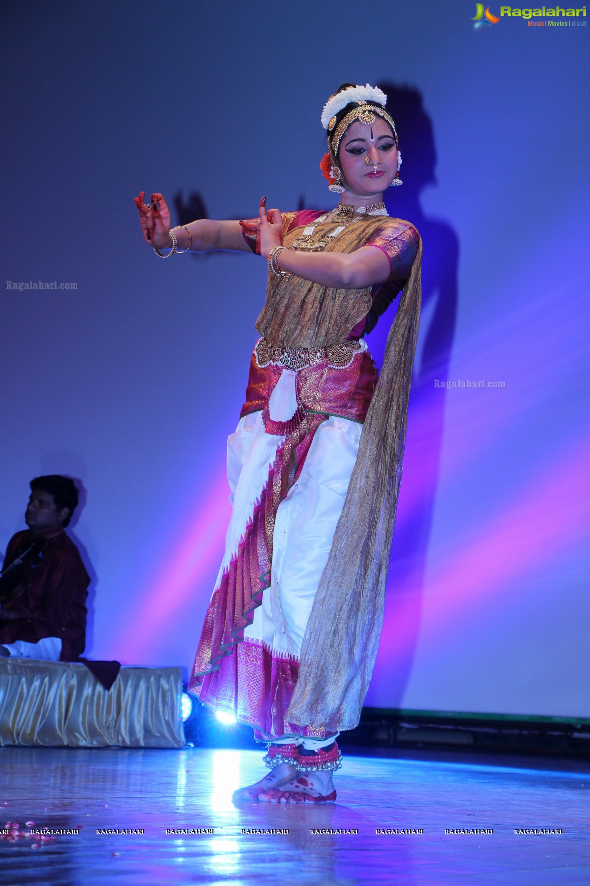 Kuchipudi Rangapravesam by Alekhya Kurra