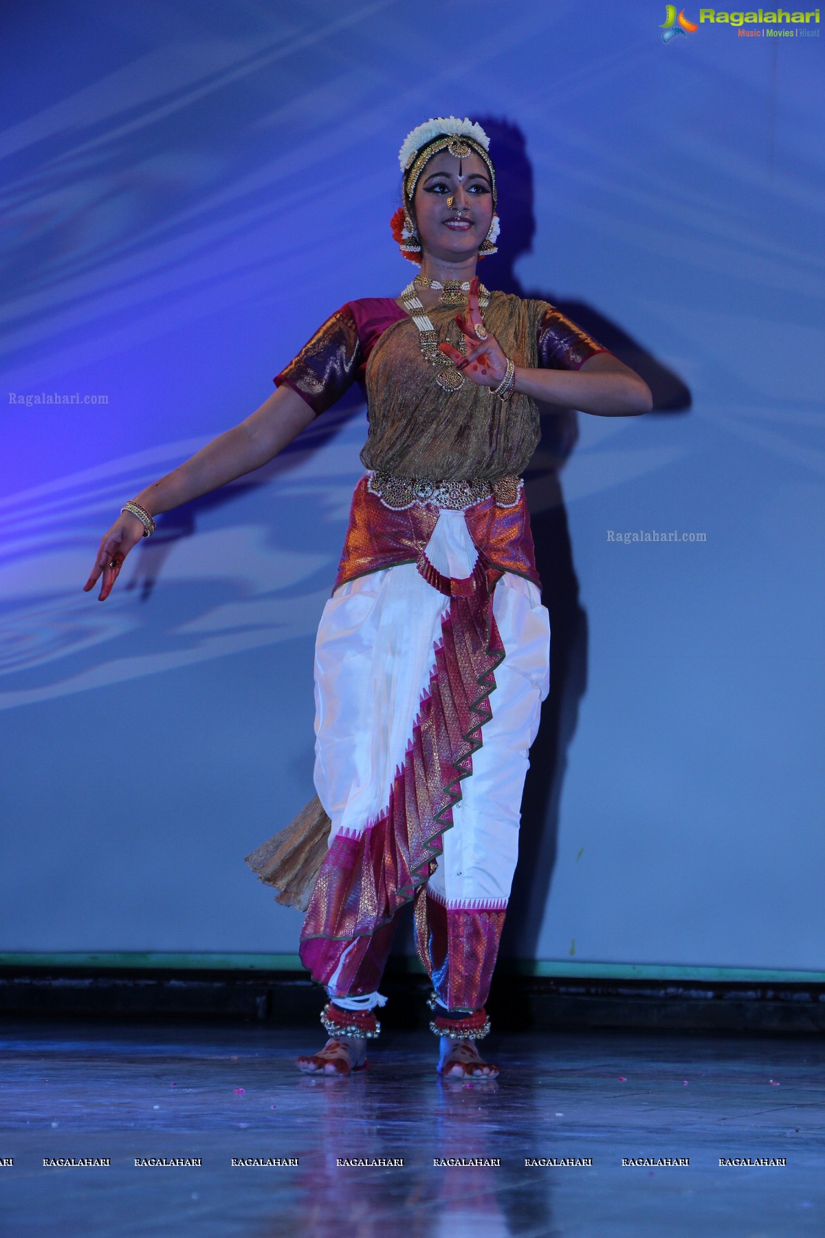 Kuchipudi Rangapravesam by Alekhya Kurra