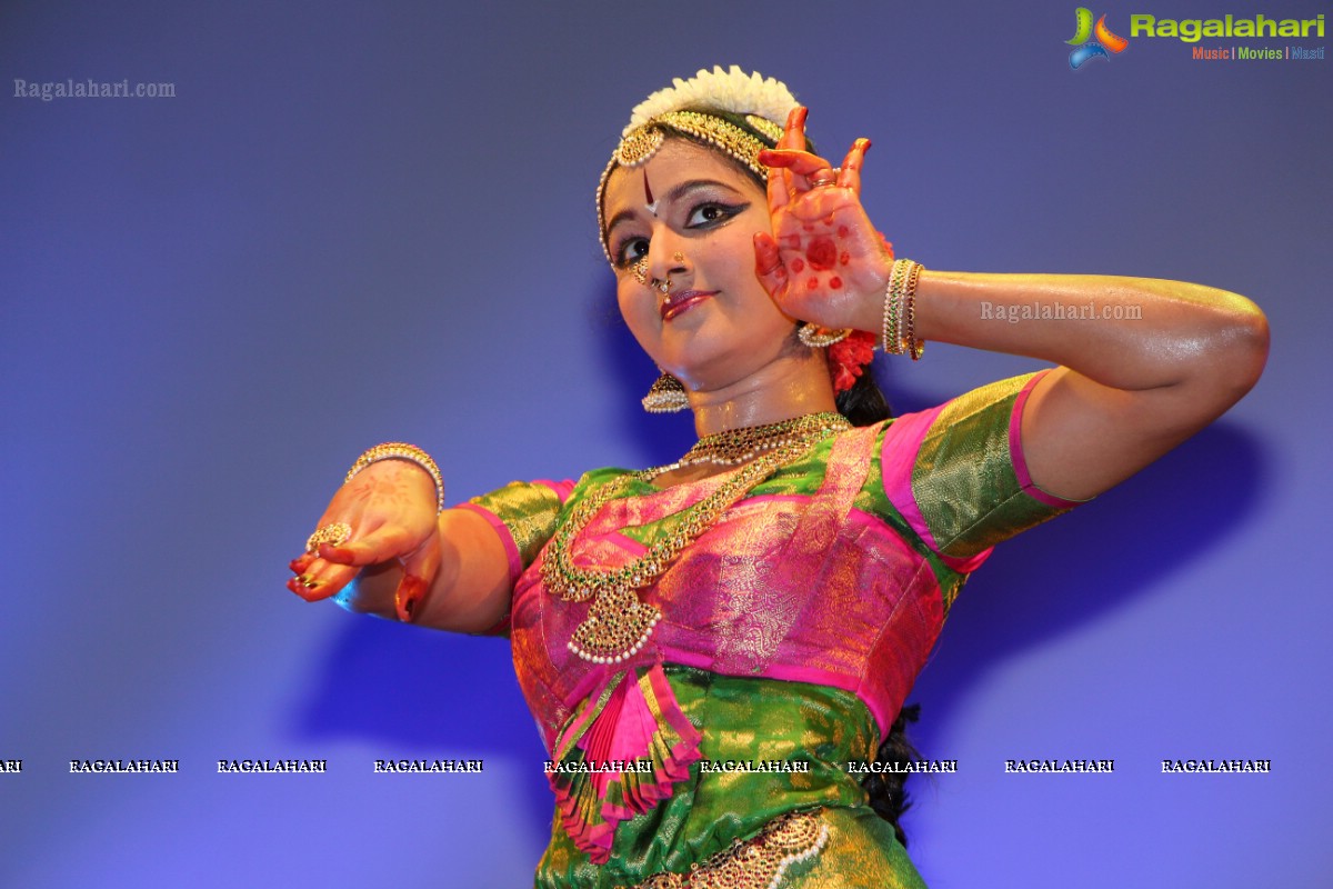 Kuchipudi Rangapravesam by Alekhya Kurra