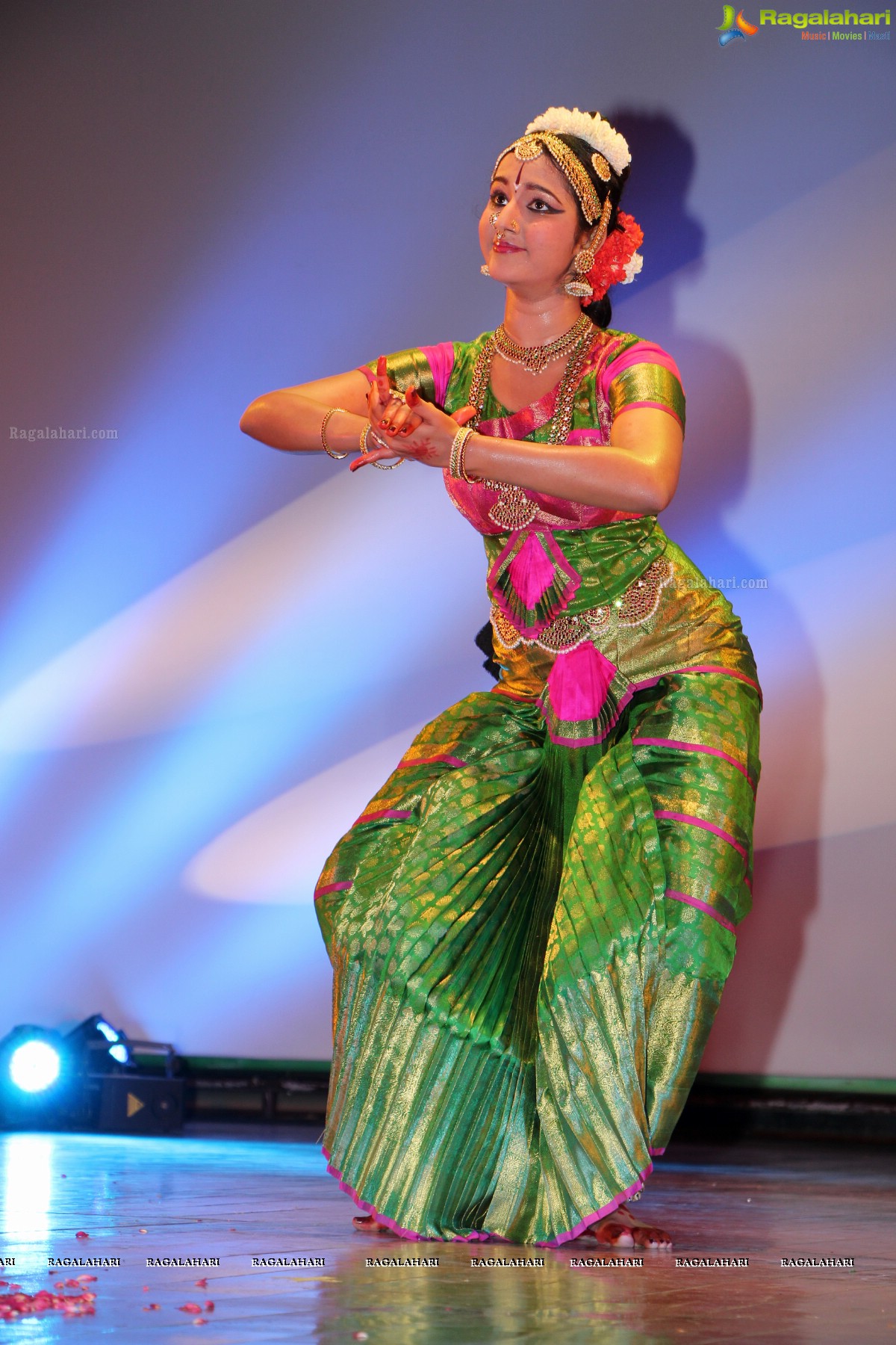 Kuchipudi Rangapravesam by Alekhya Kurra