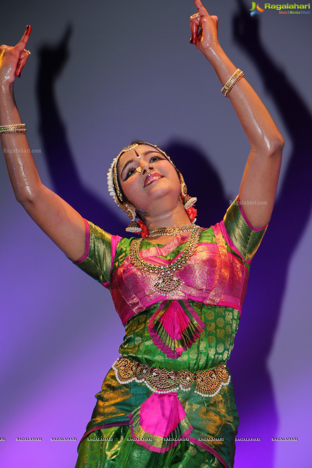 Kuchipudi Rangapravesam by Alekhya Kurra