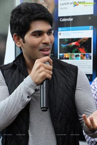 Allu Sirish Black Berry Z10 Lot Mobiles