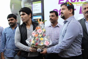 Allu Sirish Black Berry Z10 Lot Mobiles