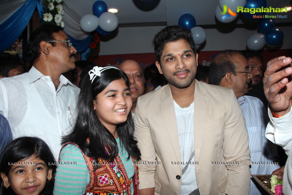 Allu Arjun launches Asian Cinemas Multiplex at Uppal, Hyderabad