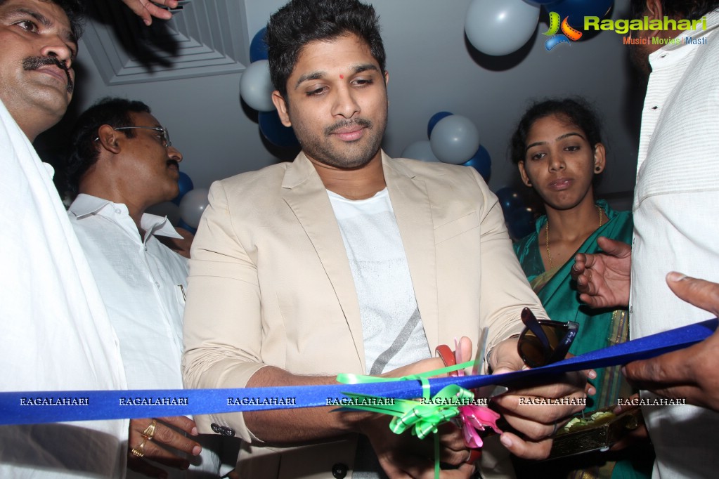 Allu Arjun launches Asian Cinemas Multiplex at Uppal, Hyderabad