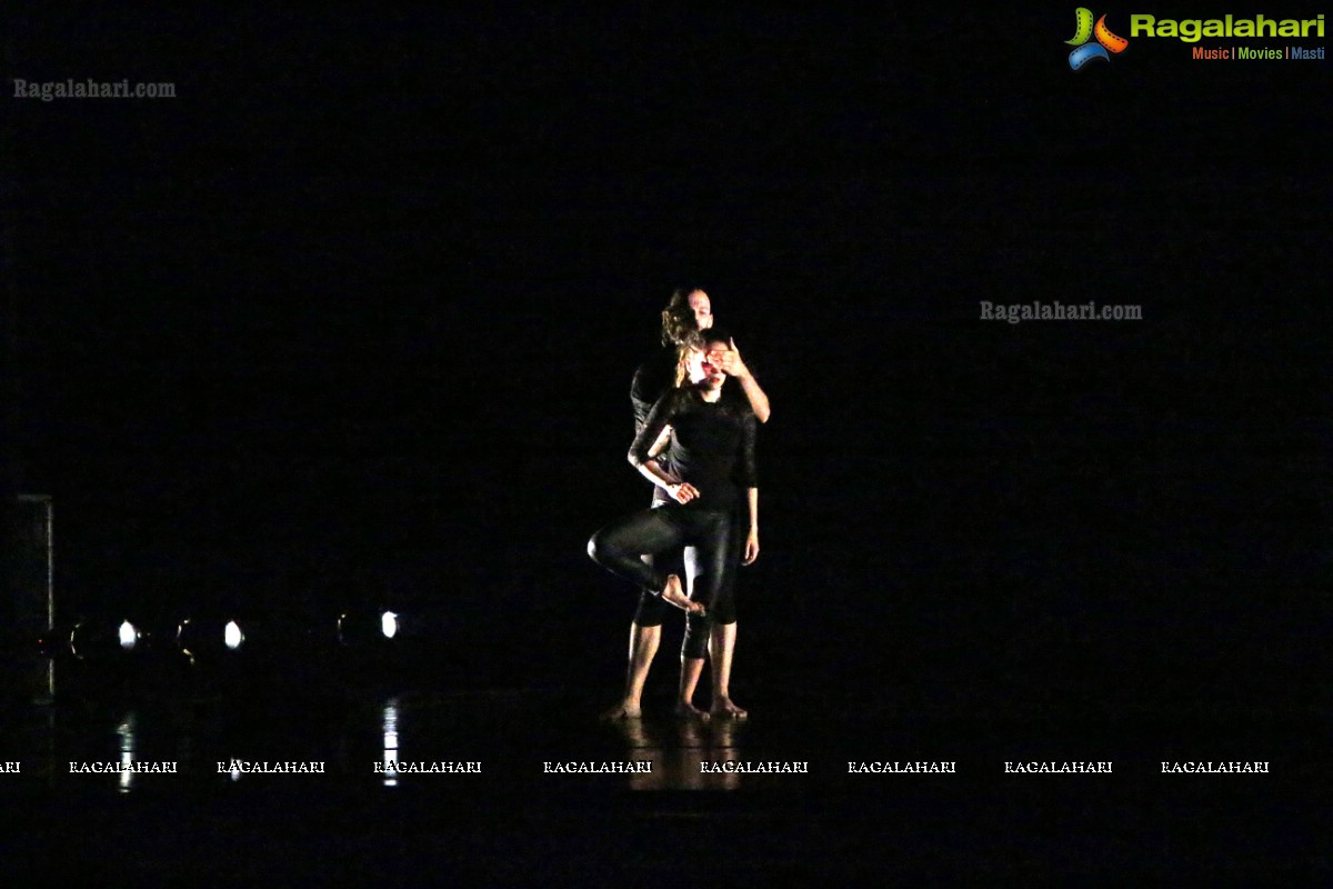 Dance Performance – Black Pulp by XIN