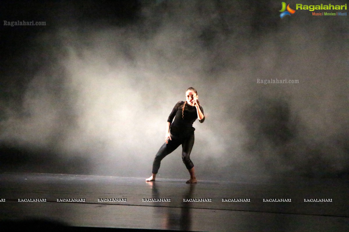 Dance Performance – Black Pulp by XIN