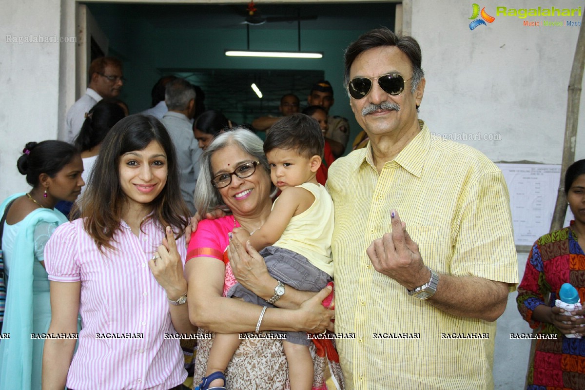 Bollywood Celebs at Lok Sabha Polls 2014