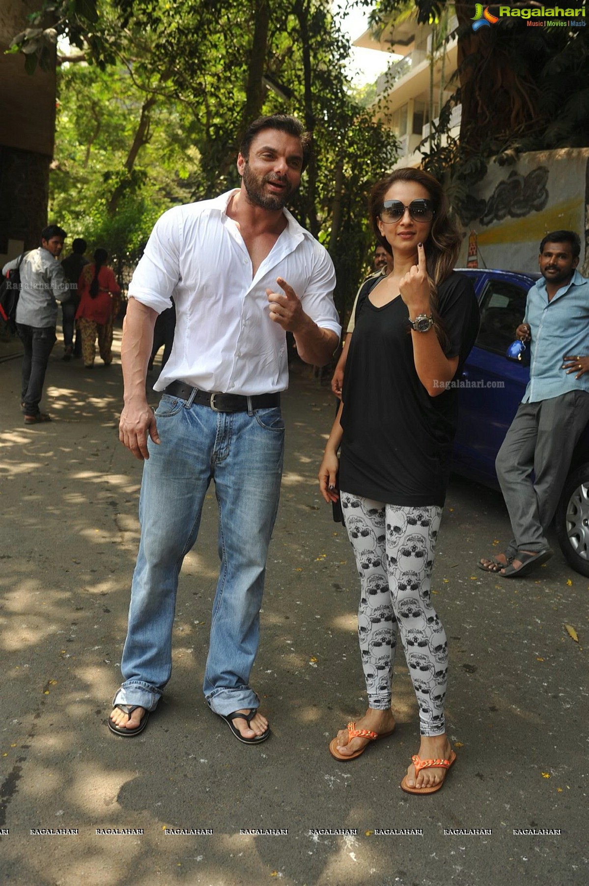 Bollywood Celebs at Lok Sabha Polls 2014