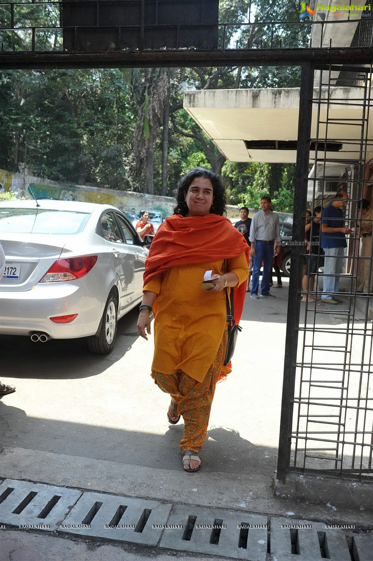 Bollywood Celebs at Lok Sabha Polls 2014